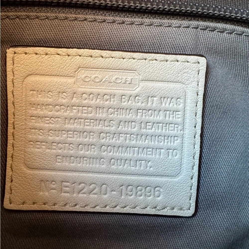 EUC Coach Legacy Duffle Bag in Metallic Leather - Picture 7 of 9